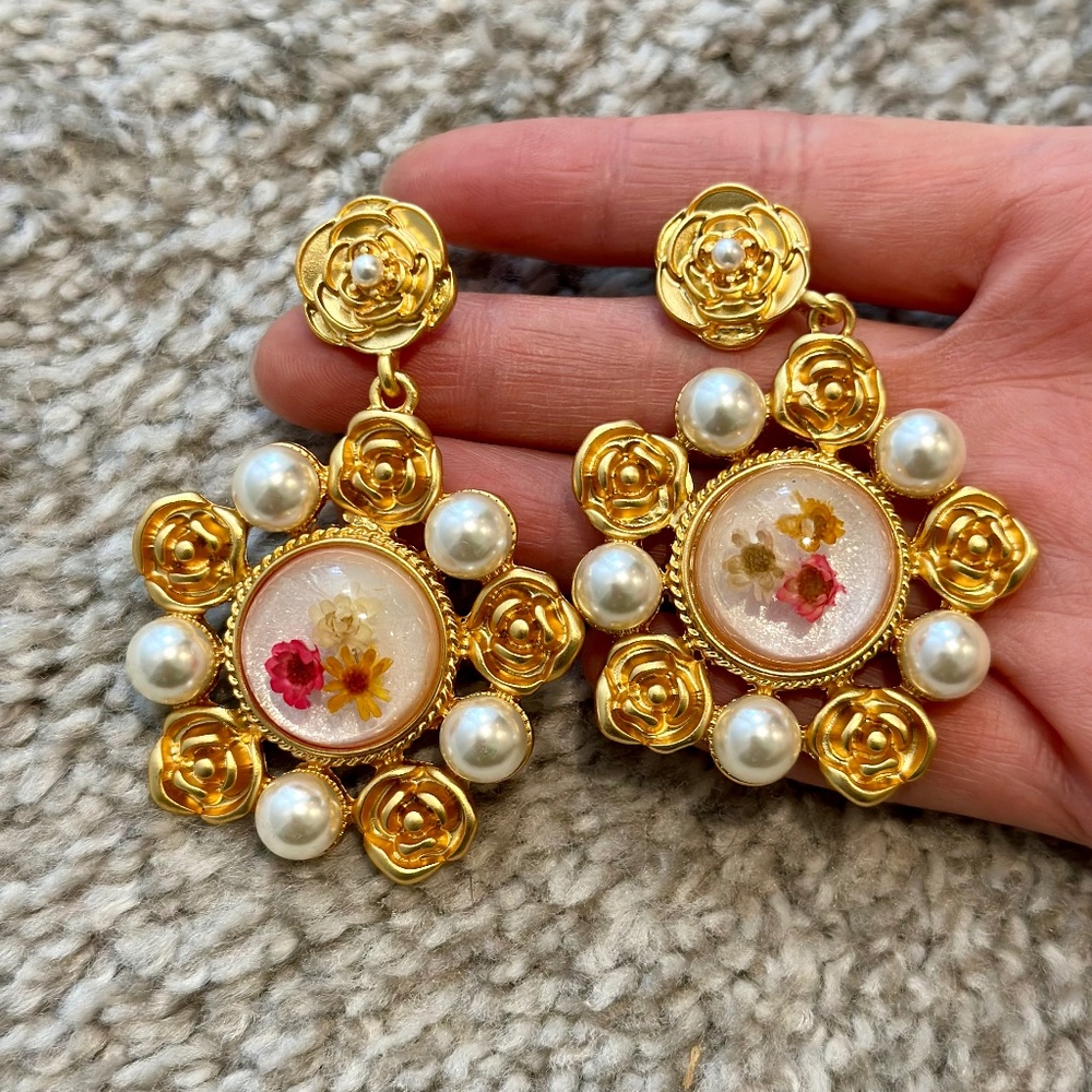 Unique❗️18K Gold-Plated Preserved  Flowers Earrings from Private Collection